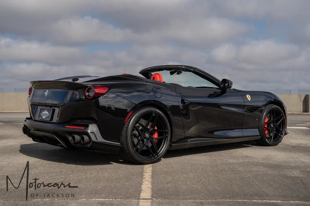 2019 Ferrari Portofino - Image 8 of 31