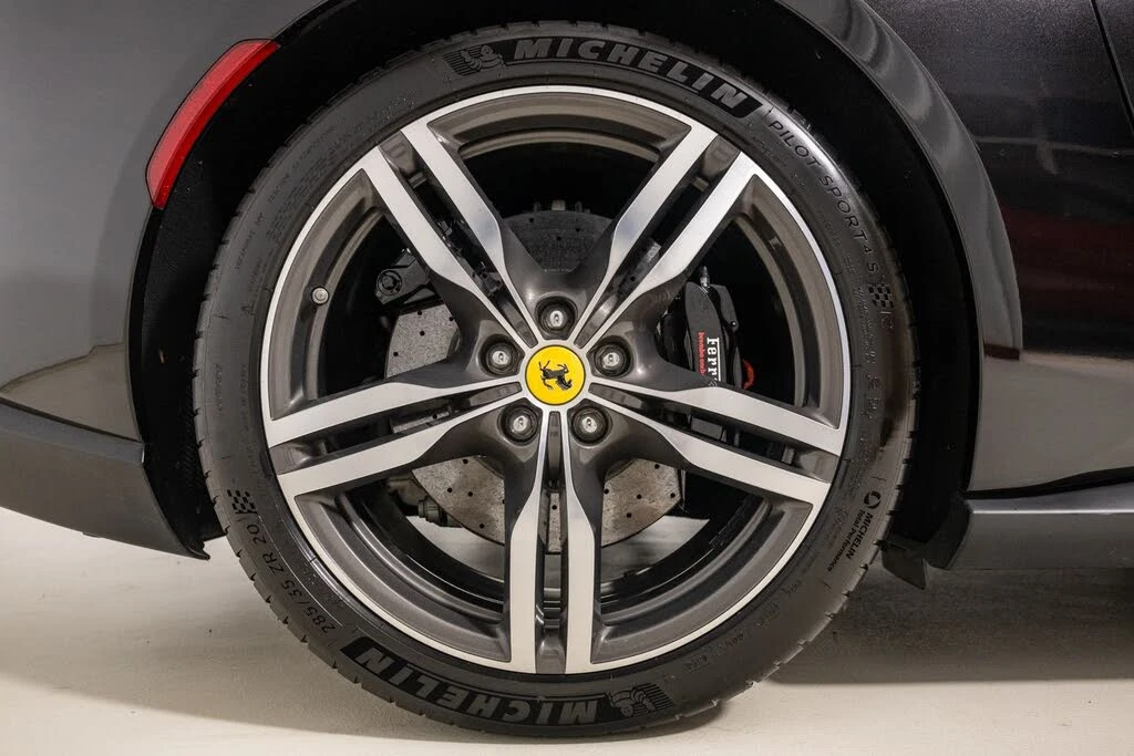 2019 Ferrari Portofino - Image 22 of 31