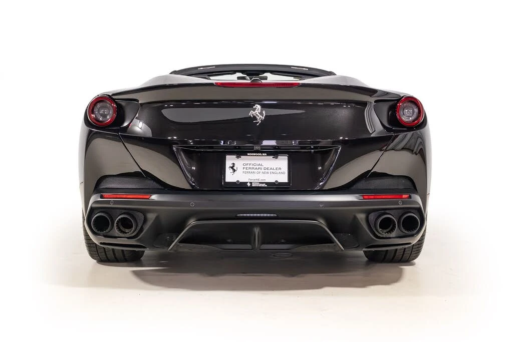 2019 Ferrari Portofino - Image 15 of 31