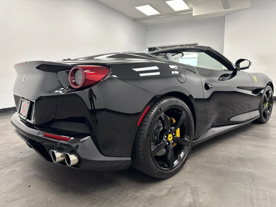 2019 Ferrari Portofino - Image 18 of 31
