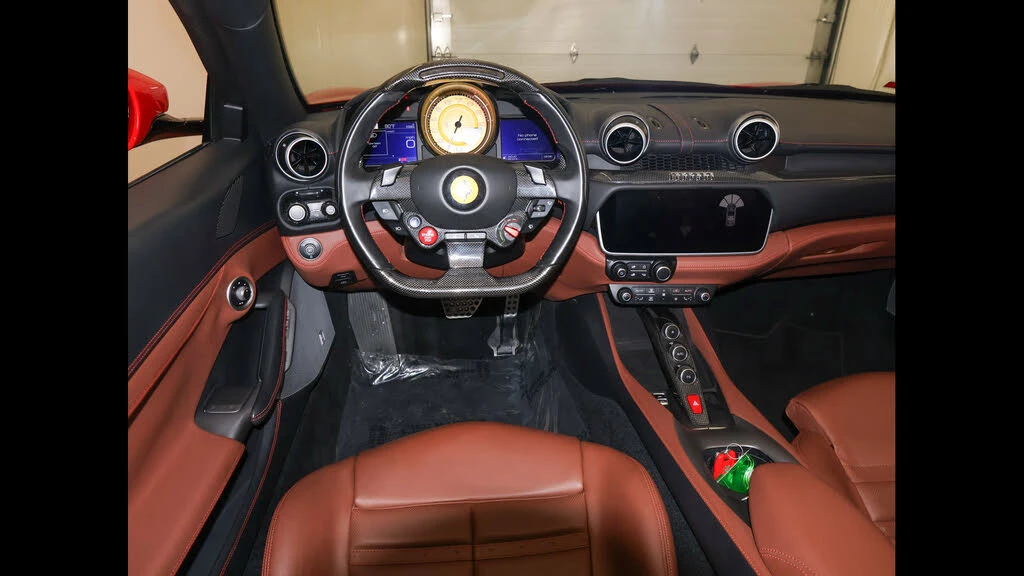 2019 Ferrari Portofino - Image 25 of 31
