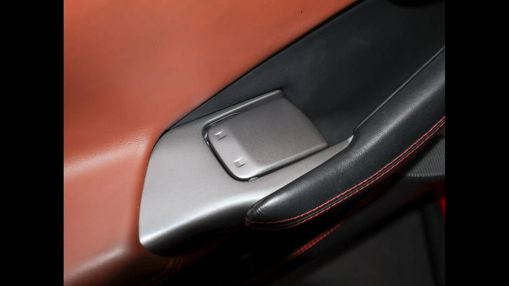 2019 Ferrari Portofino - Image 20 of 31