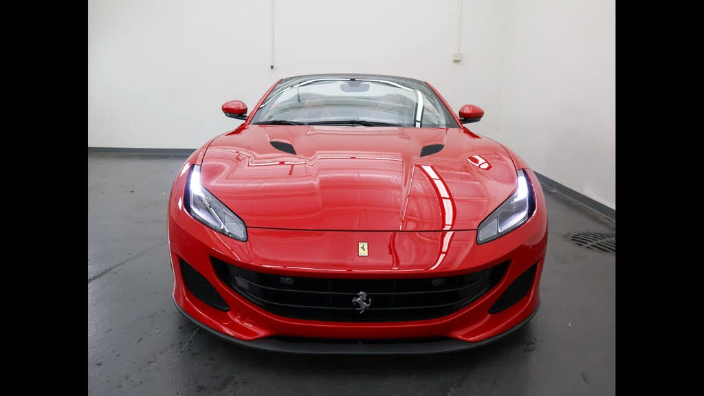 2019 Ferrari Portofino - Image 9 of 31