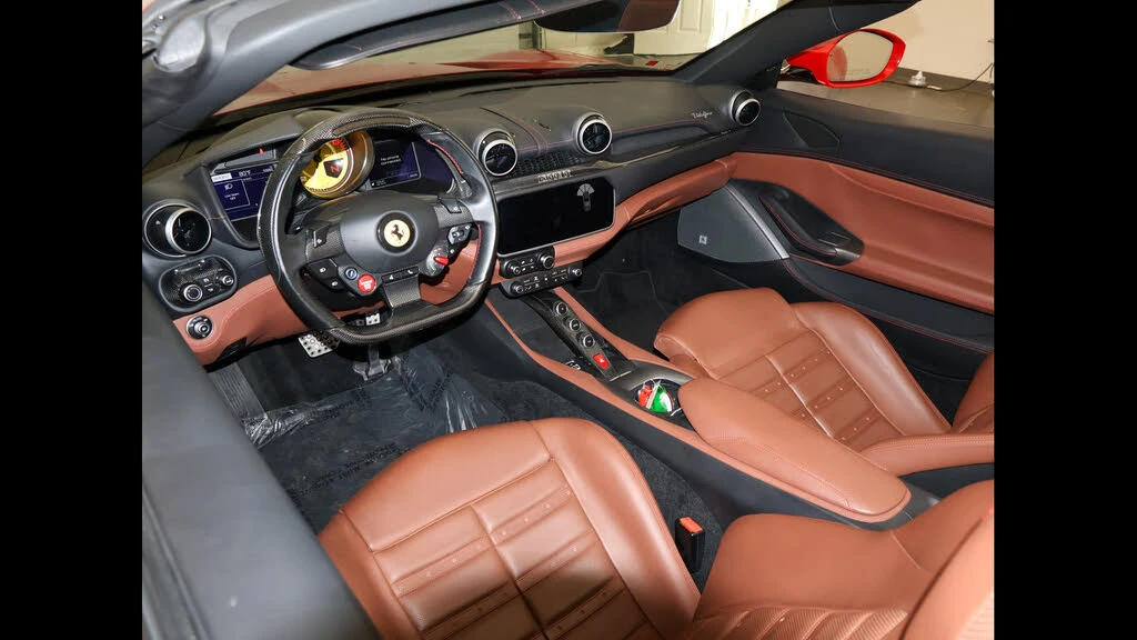 2019 Ferrari Portofino - Image 24 of 31