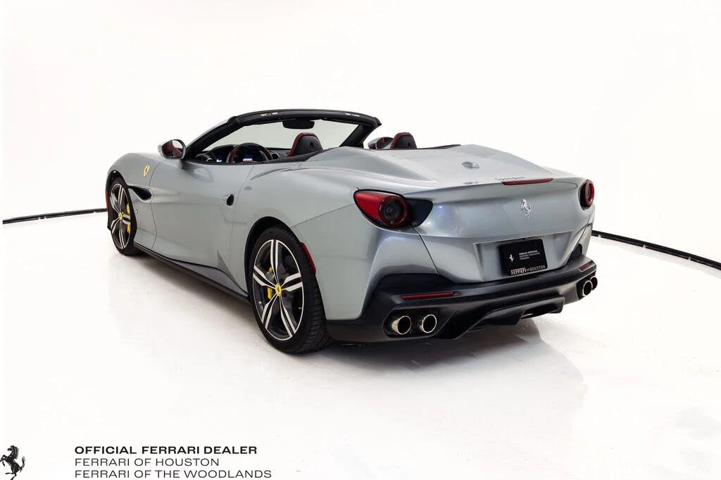 2019 Ferrari Portofino - Image 2 of 31