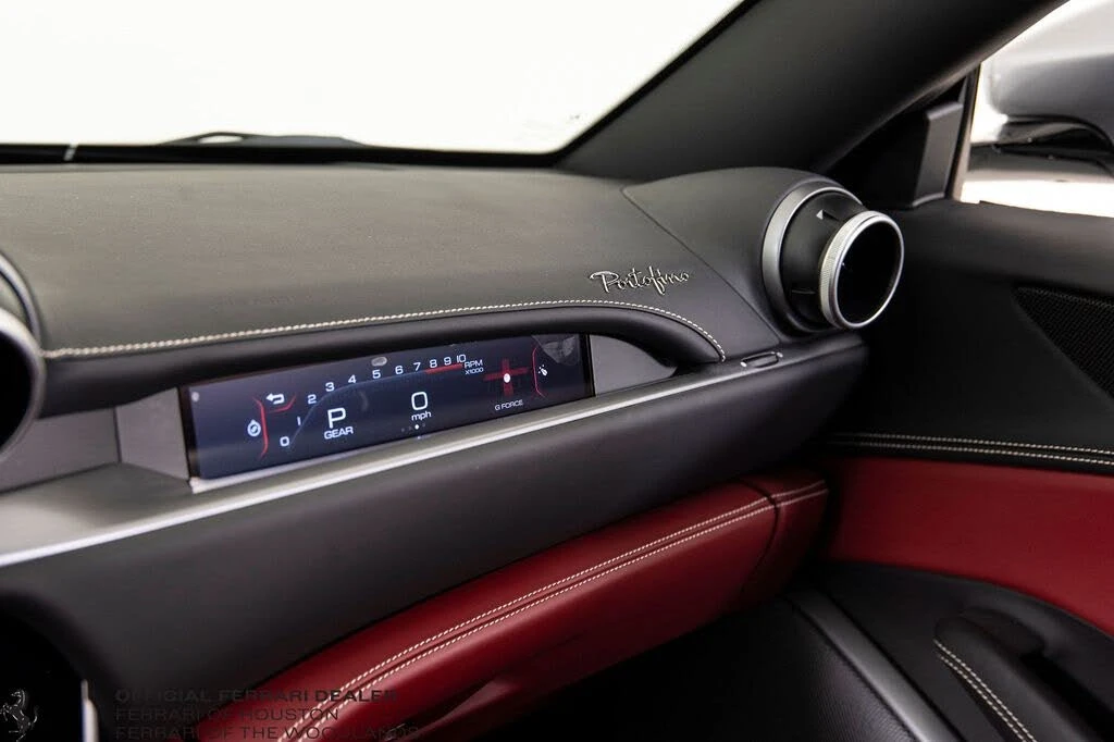 2019 Ferrari Portofino - Image 17 of 31