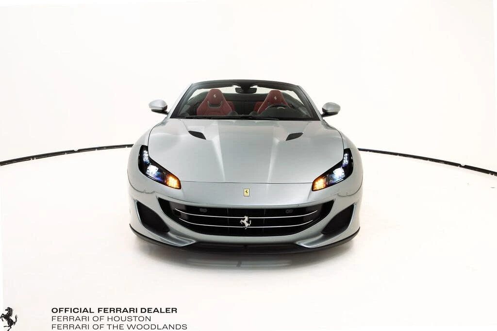 2019 Ferrari Portofino - Image 9 of 31