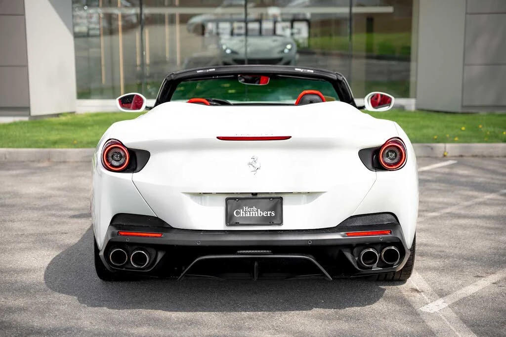 2019 Ferrari Portofino - Image 15 of 31