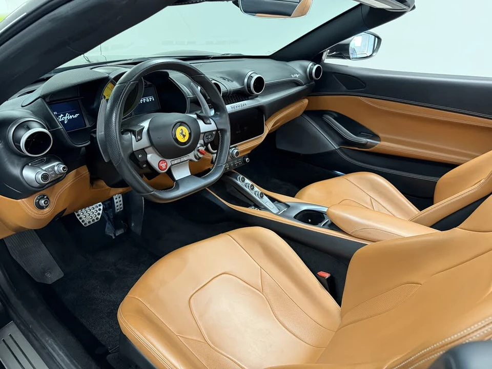 2019 Ferrari Portofino - Image 13 of 22