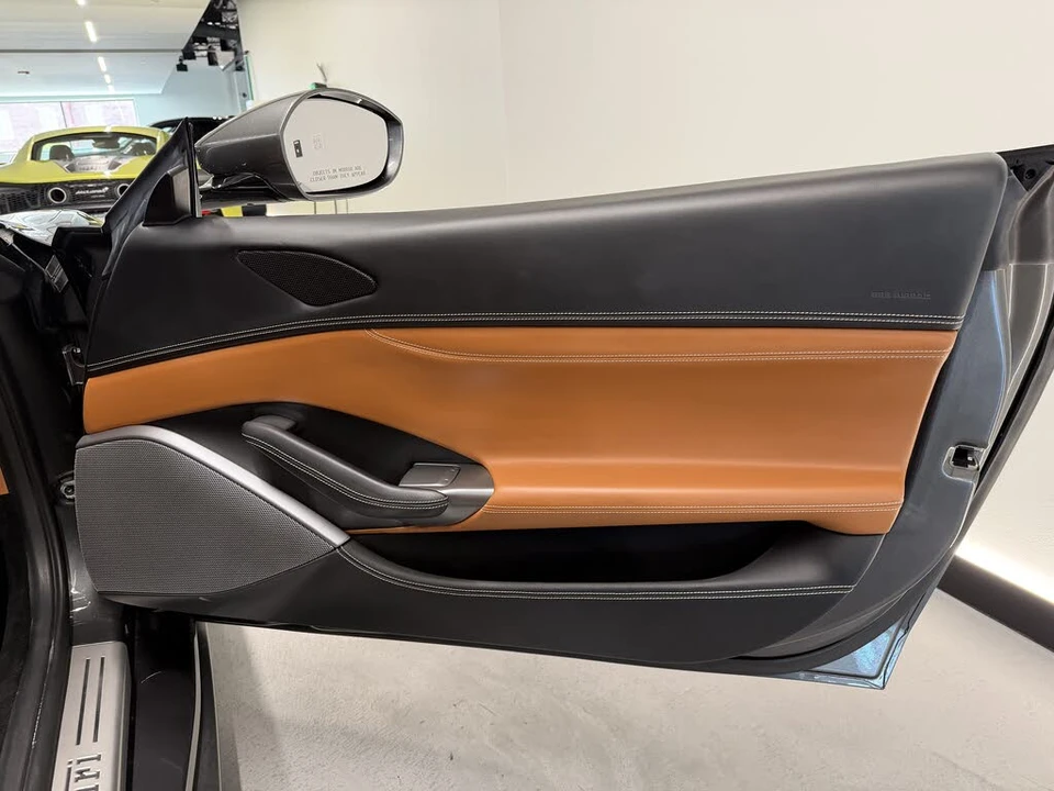 2019 Ferrari Portofino - Image 21 of 22