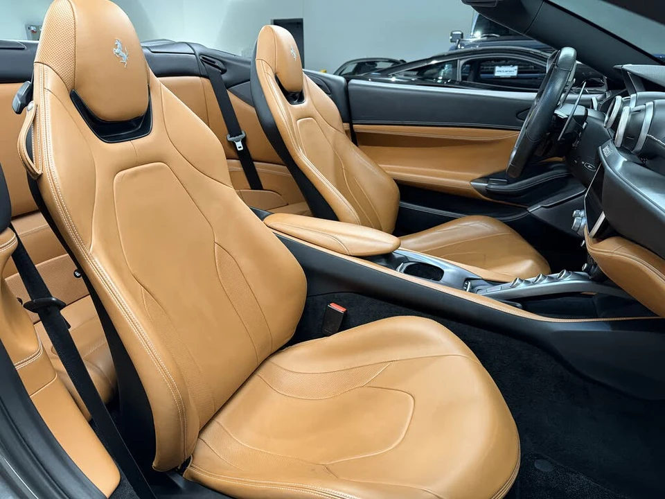 2019 Ferrari Portofino - Image 19 of 22