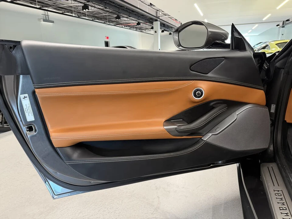 2019 Ferrari Portofino - Image 17 of 22