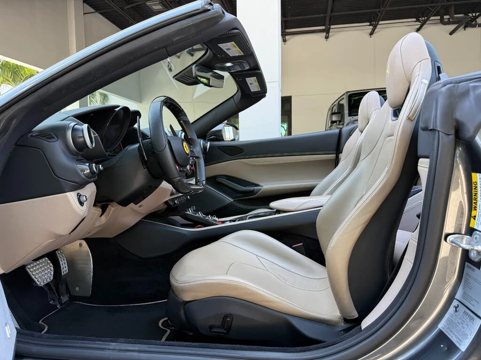 2019 Ferrari Portofino - Image 29 of 31