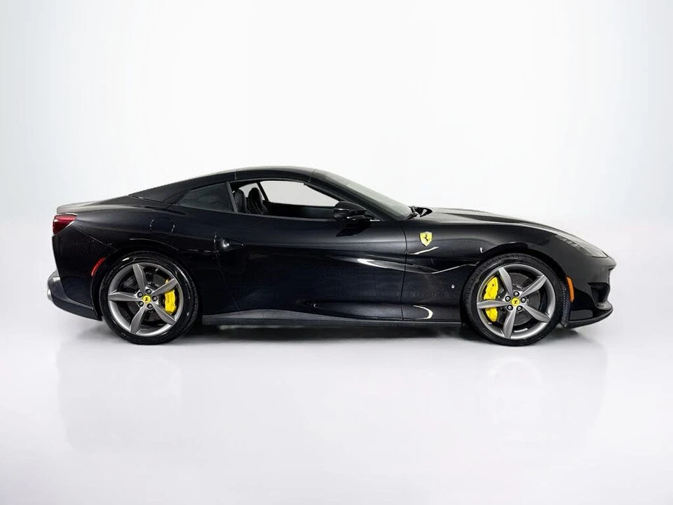 2019 Ferrari Portofino - Image 10 of 28