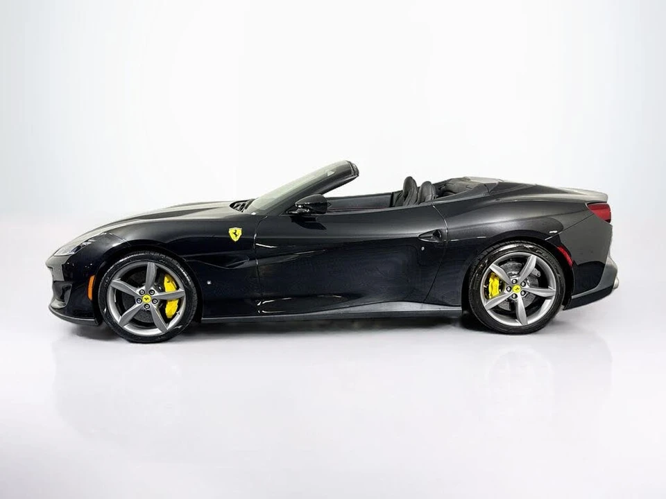 2019 Ferrari Portofino - Image 7 of 28