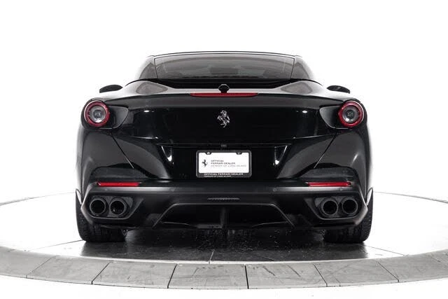 2019 Ferrari Portofino - Image 8 of 31