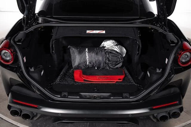 2019 Ferrari Portofino - Image 9 of 31