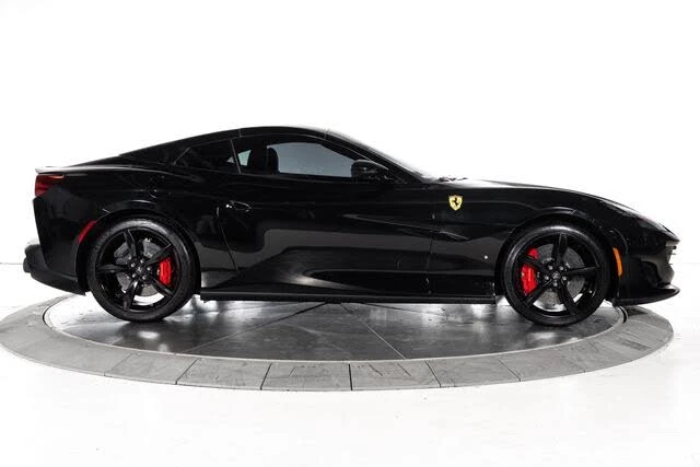 2019 Ferrari Portofino - Image 12 of 31