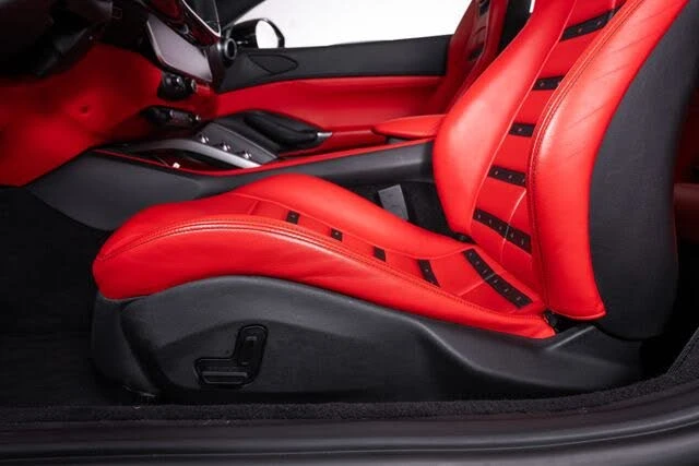 2019 Ferrari Portofino - Image 26 of 31