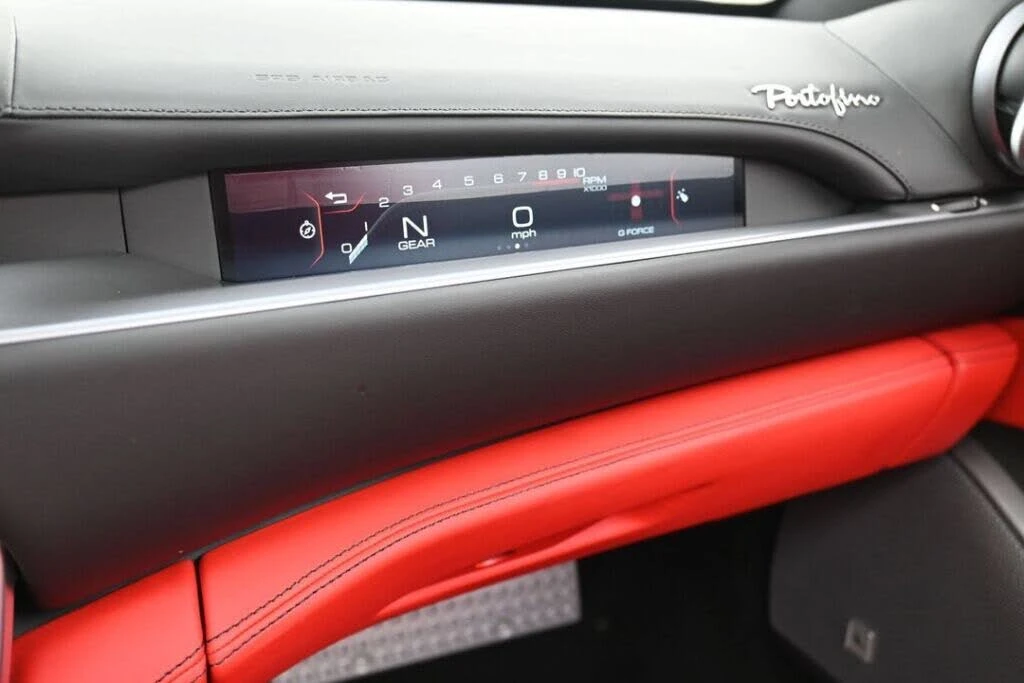 2019 Ferrari Portofino - Image 17 of 31