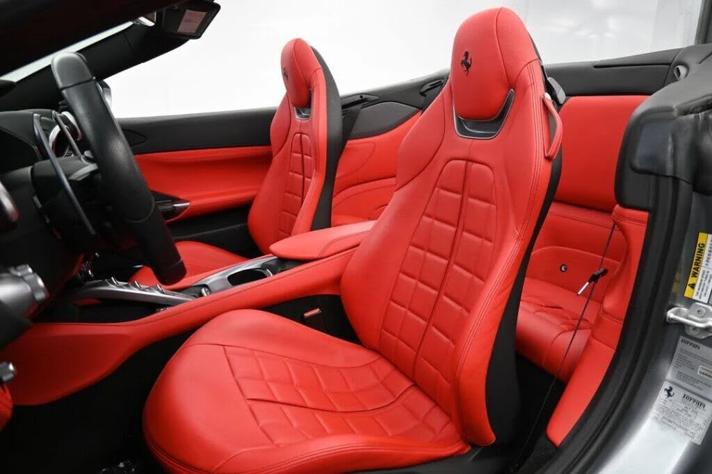2019 Ferrari Portofino - Image 7 of 31