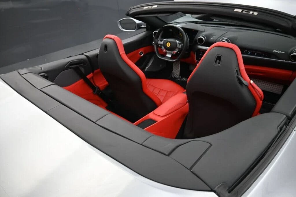 2019 Ferrari Portofino - Image 19 of 31
