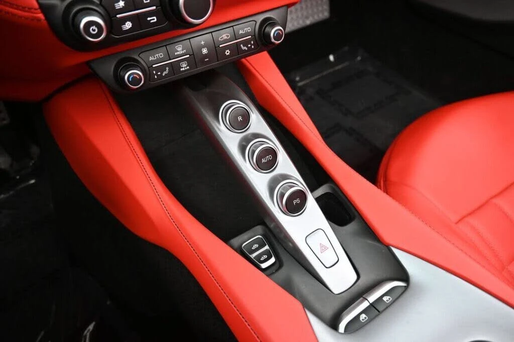 2019 Ferrari Portofino - Image 16 of 31
