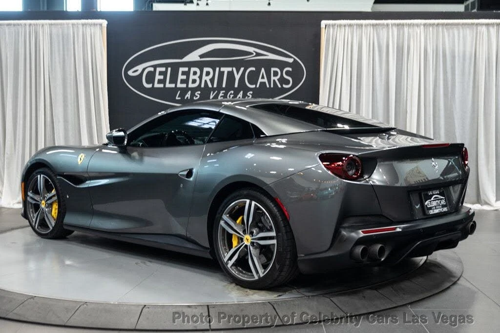 2019 Ferrari Portofino - Image 8 of 31