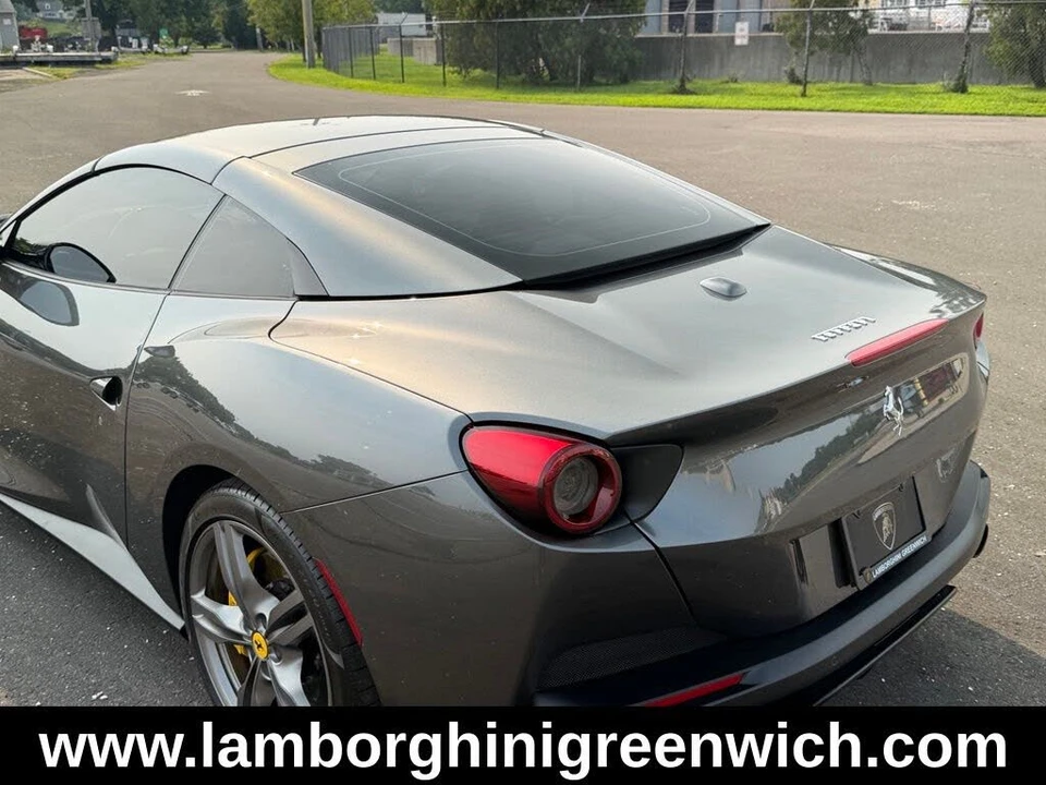 2019 Ferrari Portofino - Image 13 of 31