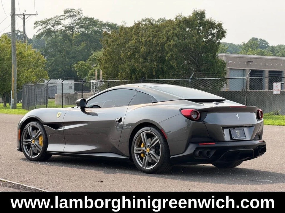 2019 Ferrari Portofino - Image 12 of 31
