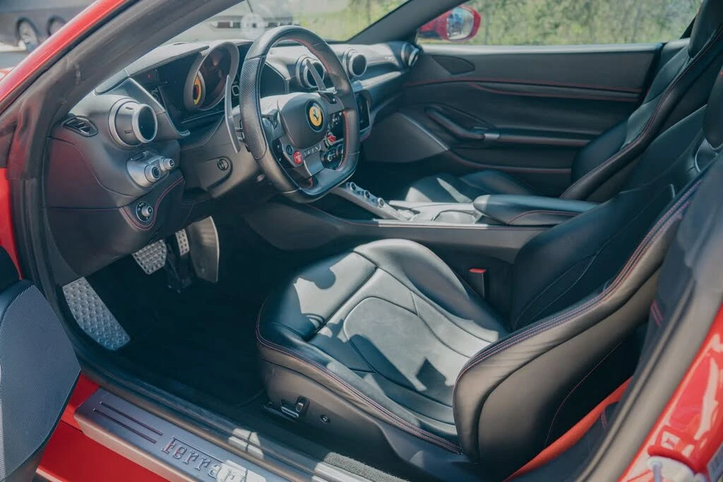 2019 Ferrari Portofino - Image 13 of 19