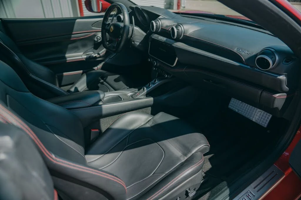 2019 Ferrari Portofino - Image 10 of 19