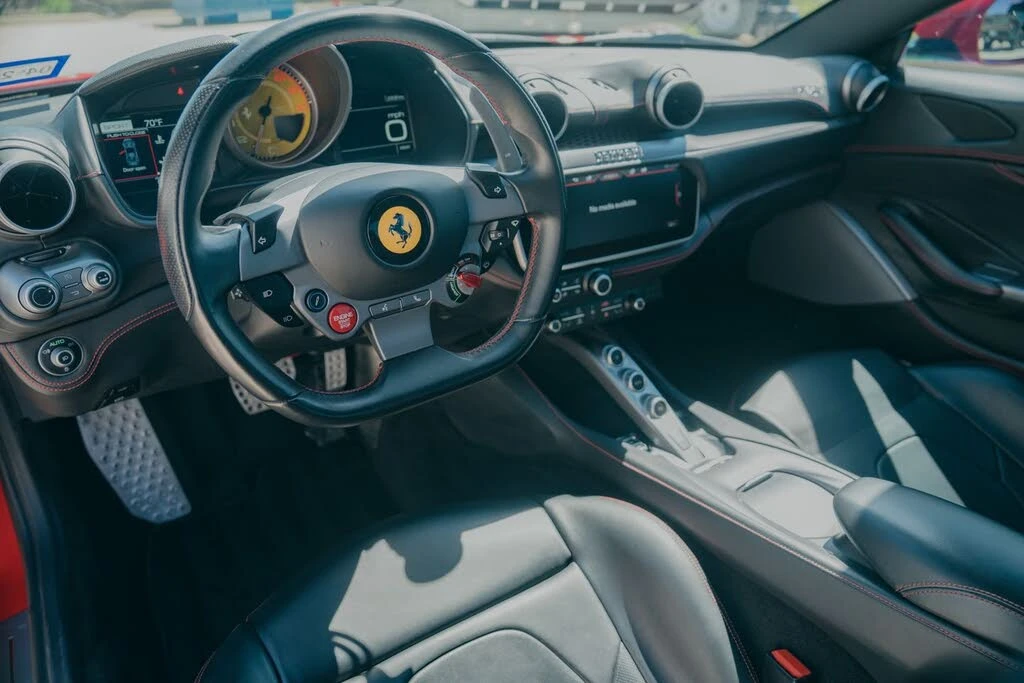 2019 Ferrari Portofino - Image 14 of 19