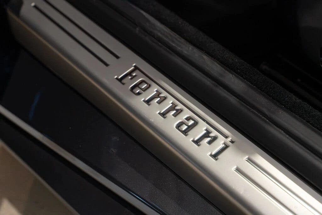 2019 Ferrari Portofino - Image 13 of 31