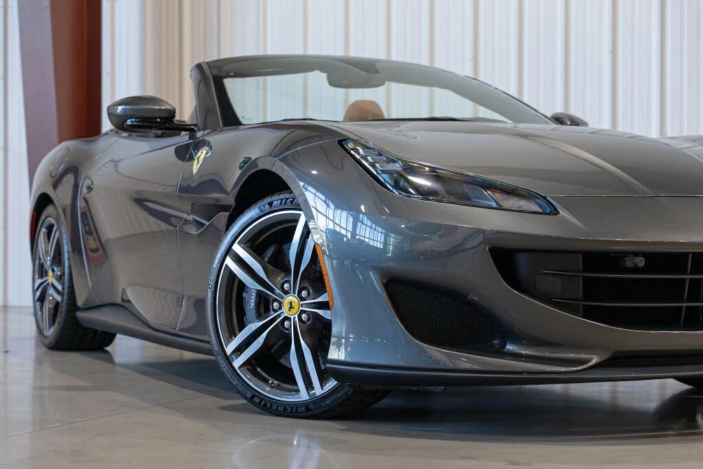 2019 Ferrari Portofino - Image 2 of 31