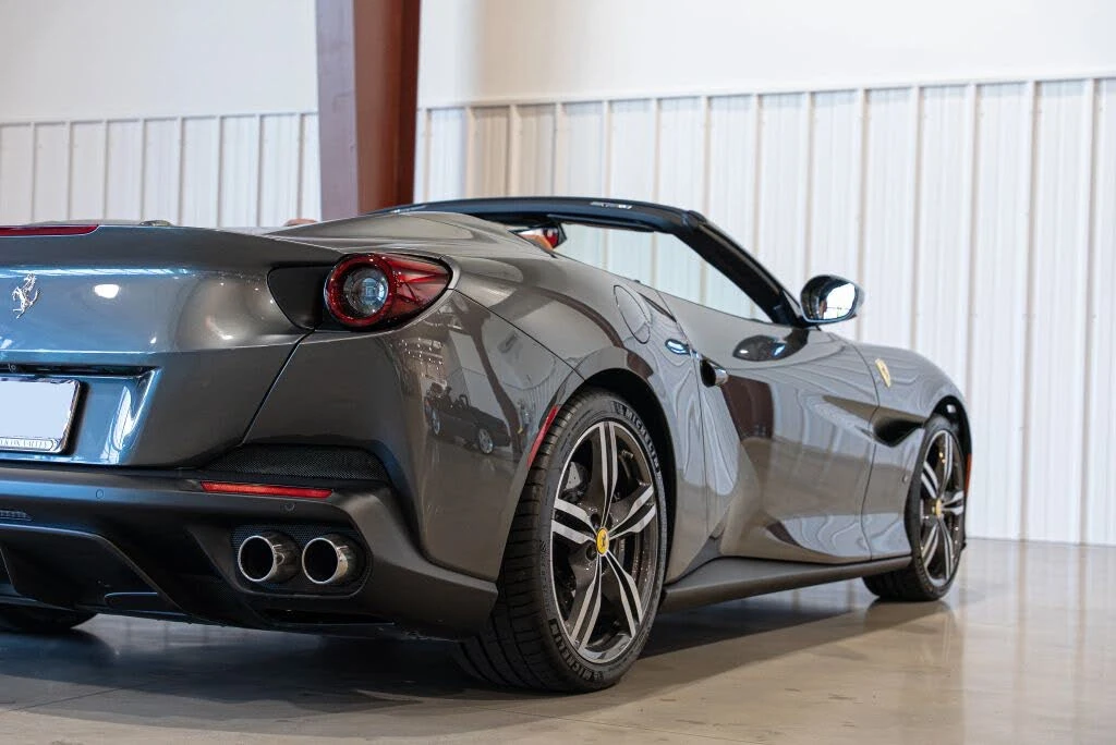 2019 Ferrari Portofino - Image 19 of 31