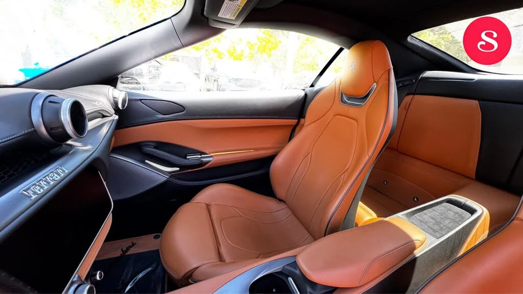 2019 Ferrari Portofino - Image 18 of 20