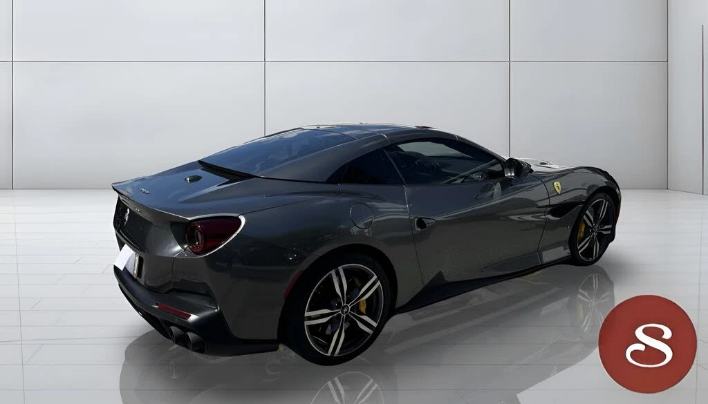 2019 Ferrari Portofino - Image 12 of 20