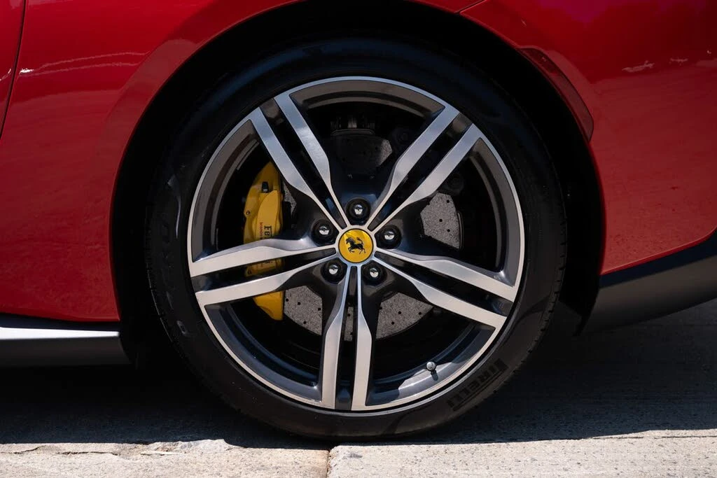 2019 Ferrari Portofino - Image 21 of 31
