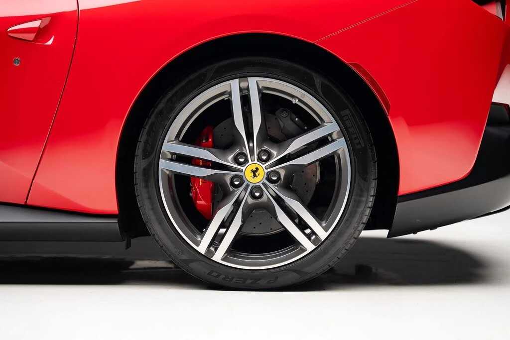 2019 Ferrari Portofino - Image 24 of 31