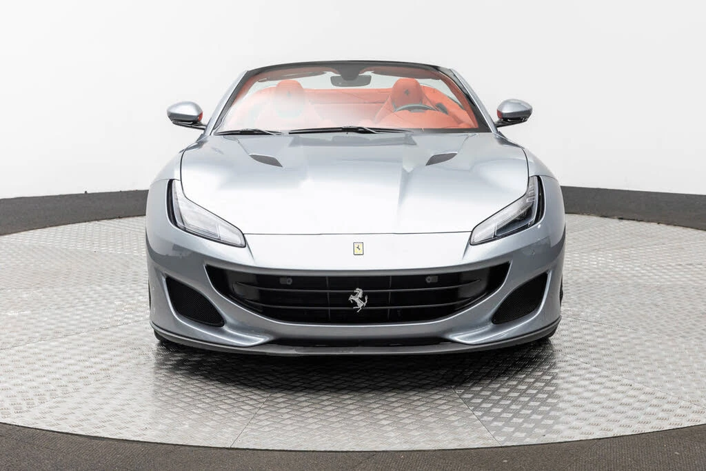 2019 Ferrari Portofino - Image 10 of 31