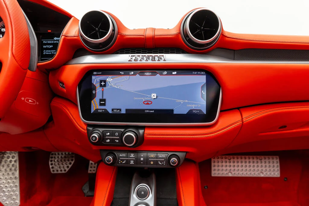 2019 Ferrari Portofino - Image 27 of 31