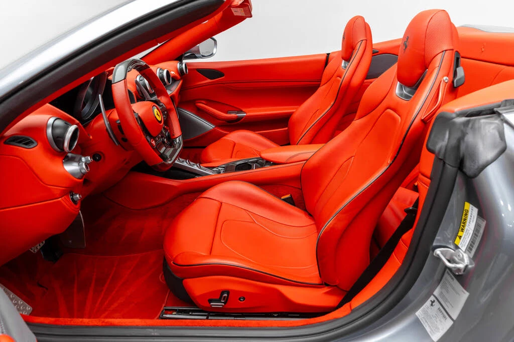2019 Ferrari Portofino - Image 5 of 31