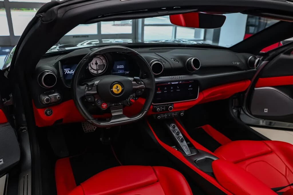 2019 Ferrari Portofino - Image 10 of 31