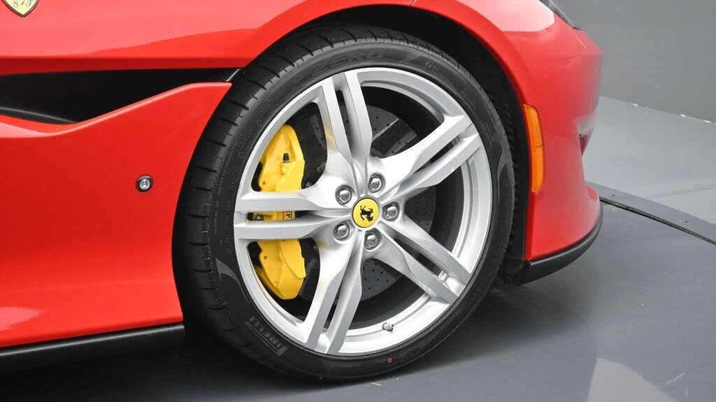2019 Ferrari Portofino - Image 6 of 29