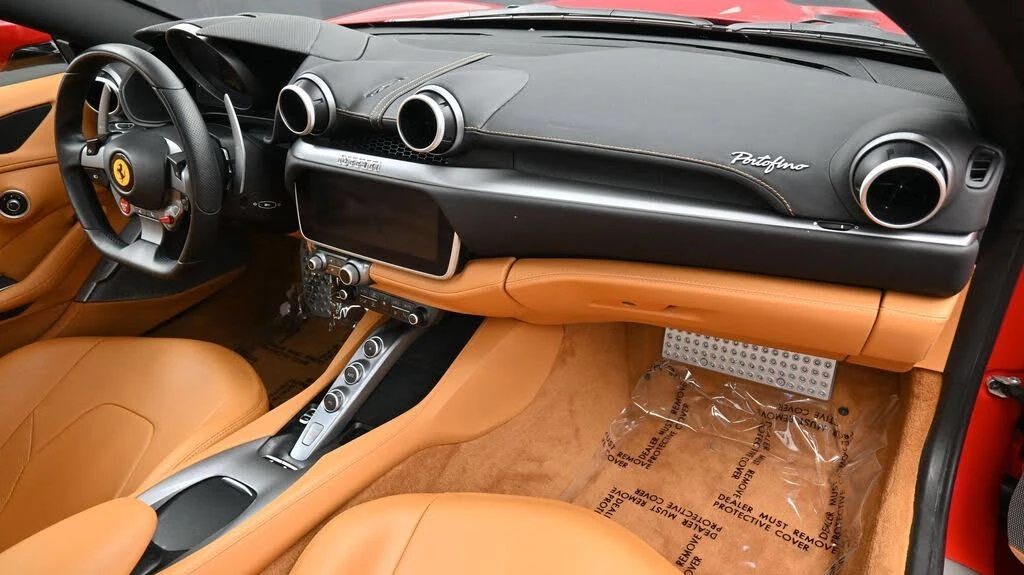 2019 Ferrari Portofino - Image 12 of 29