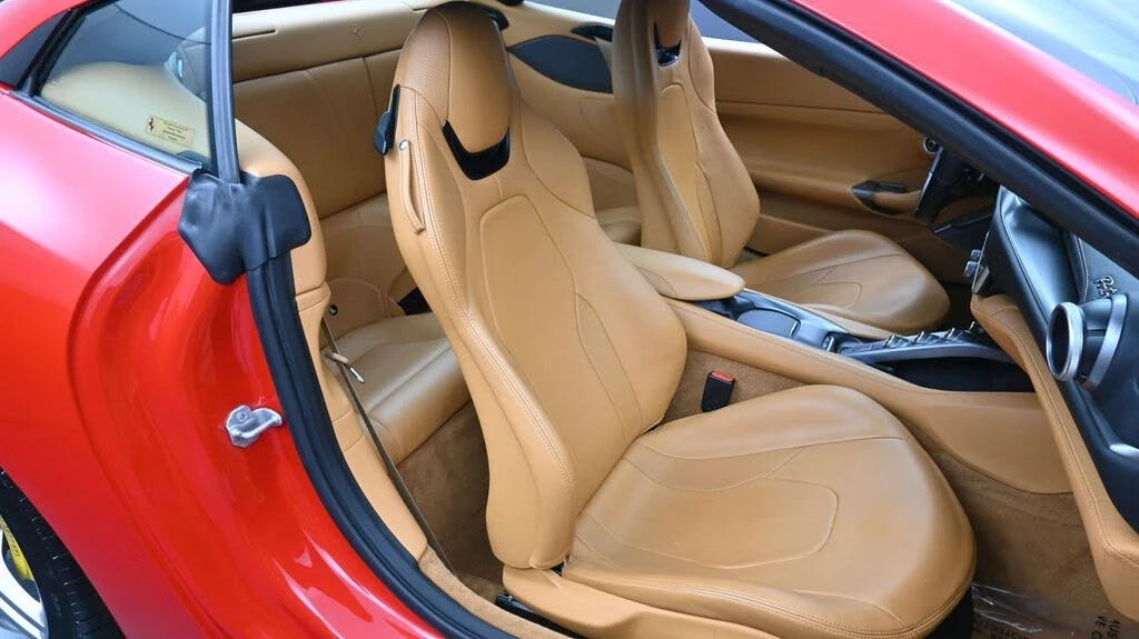2019 Ferrari Portofino - Image 18 of 29