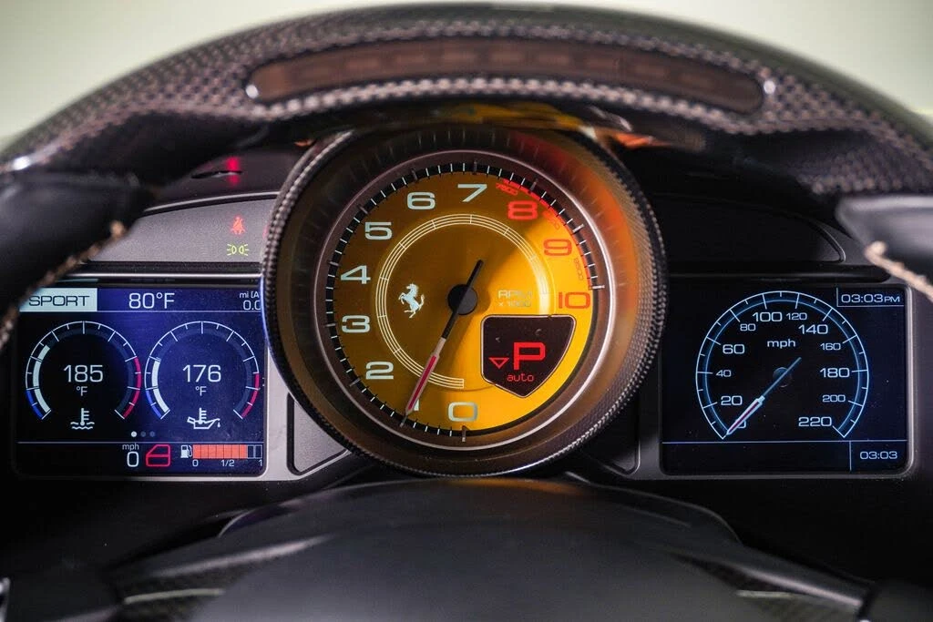 2019 Ferrari Portofino - Image 27 of 31