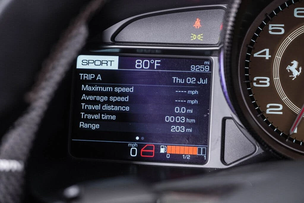 2019 Ferrari Portofino - Image 29 of 31