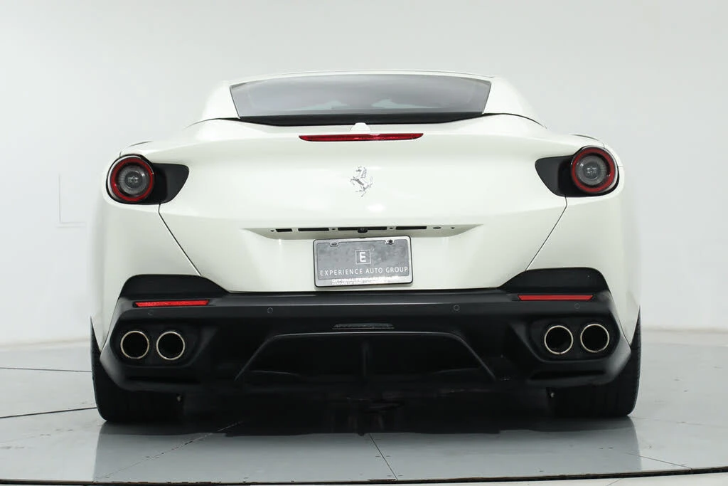 2019 Ferrari Portofino - Image 9 of 31